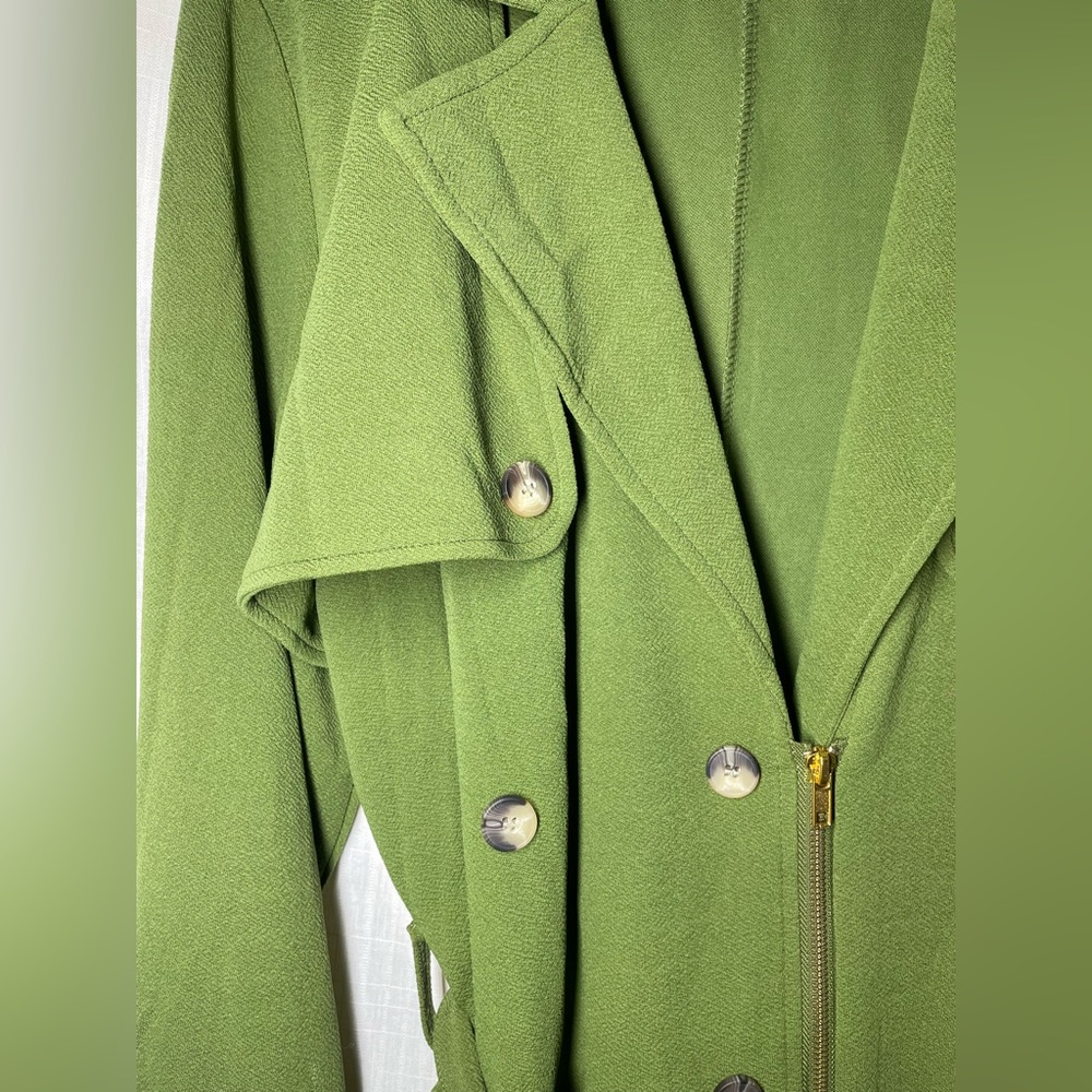Jacket - Picture 3 of 3